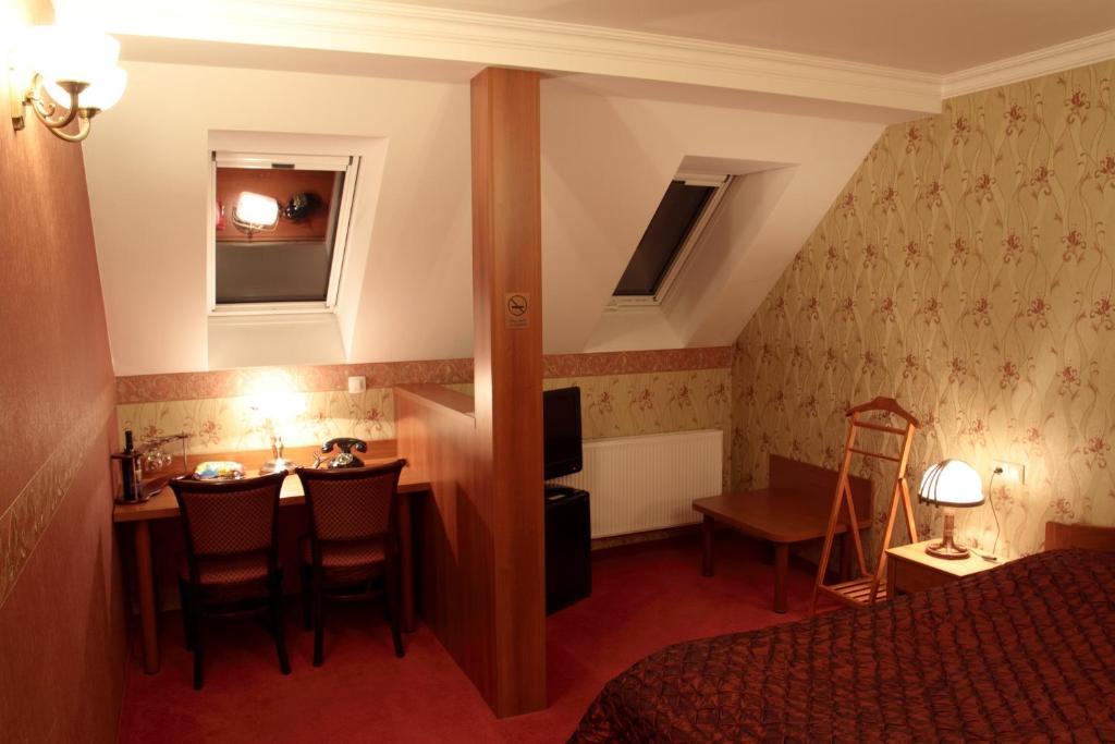 Hotel Lipa ボイニツェ 部屋 写真
